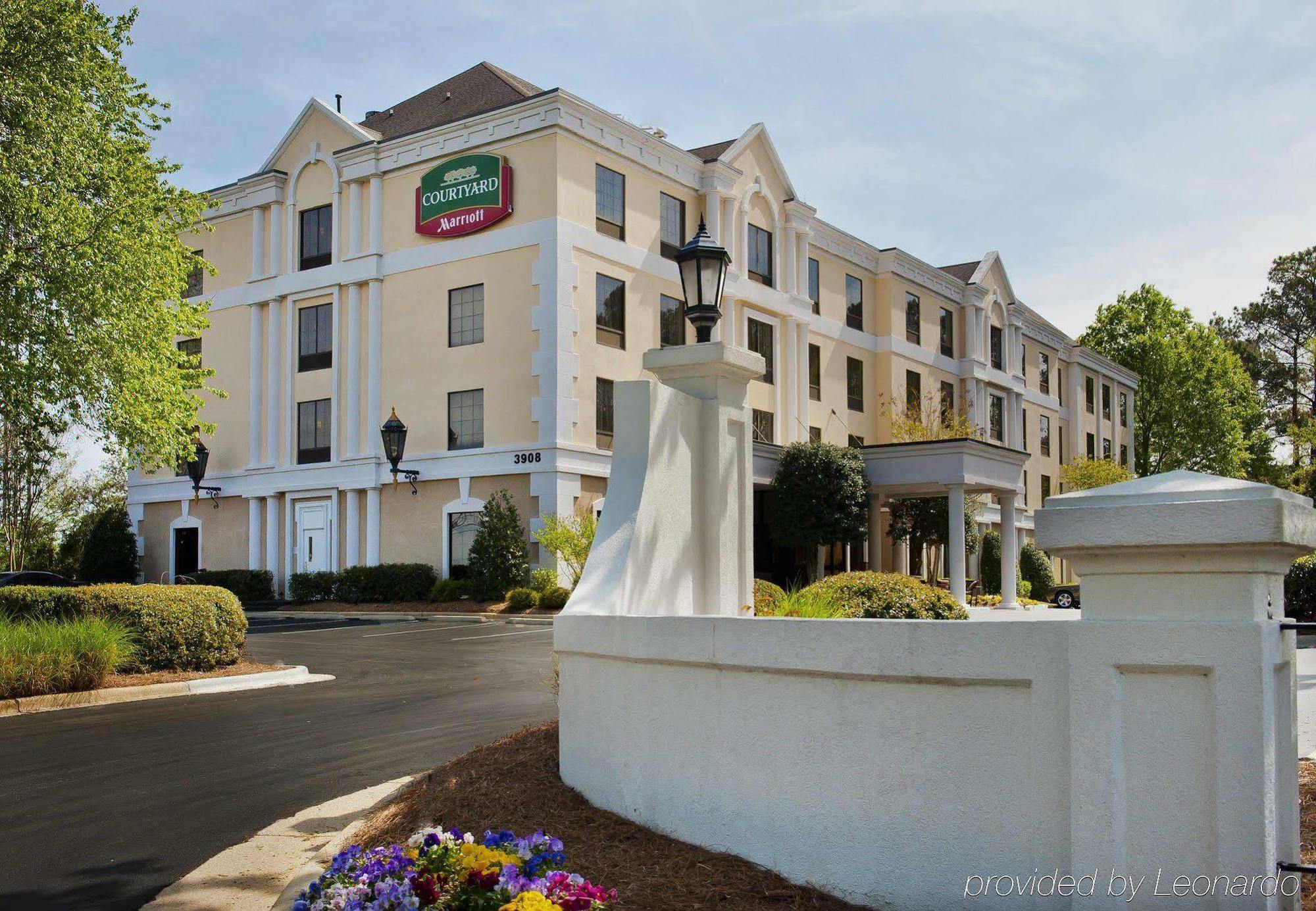 Courtyard Crabtree Valley Hotel Raleigh