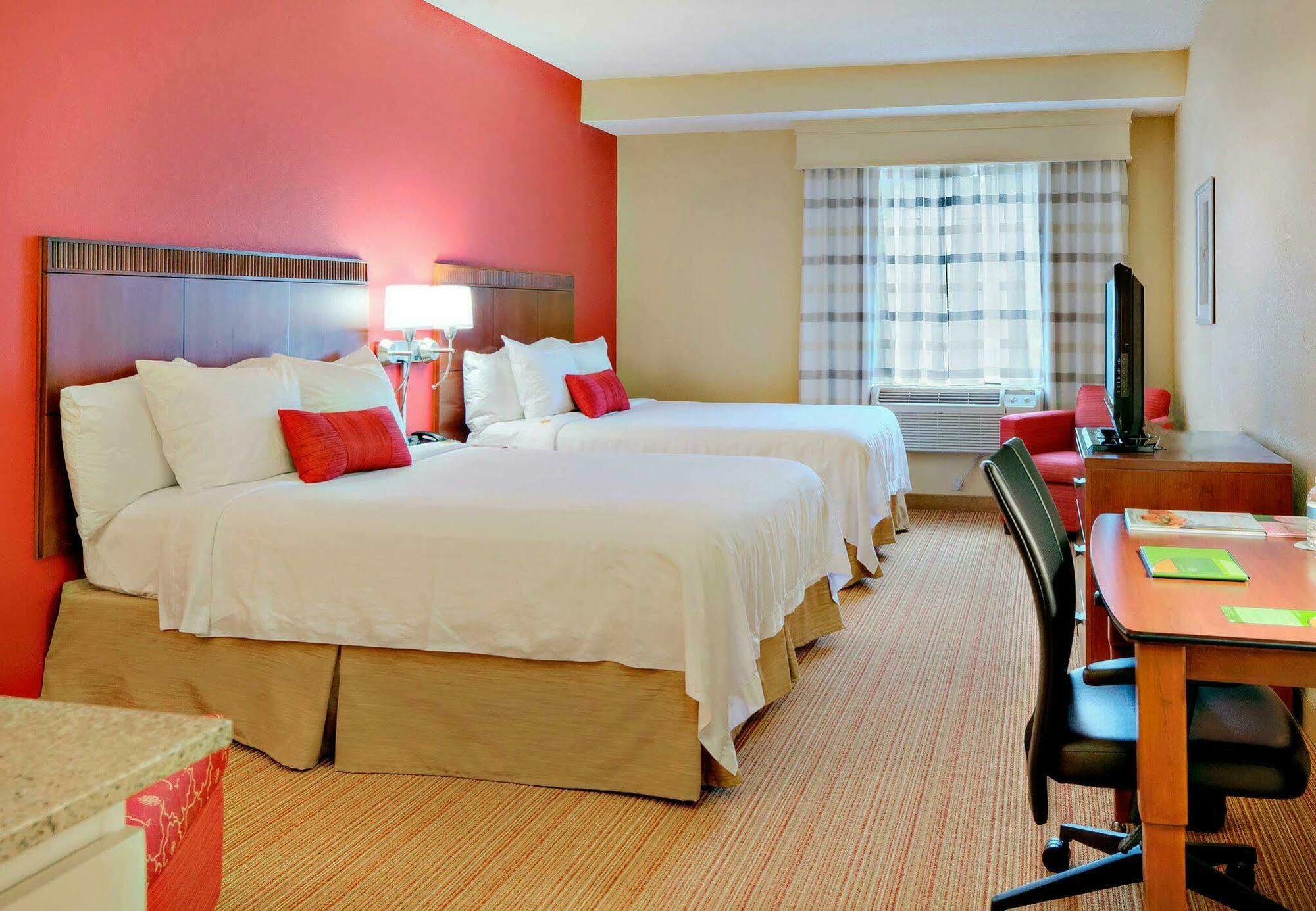 Courtyard Crabtree Valley Hotel Raleigh
