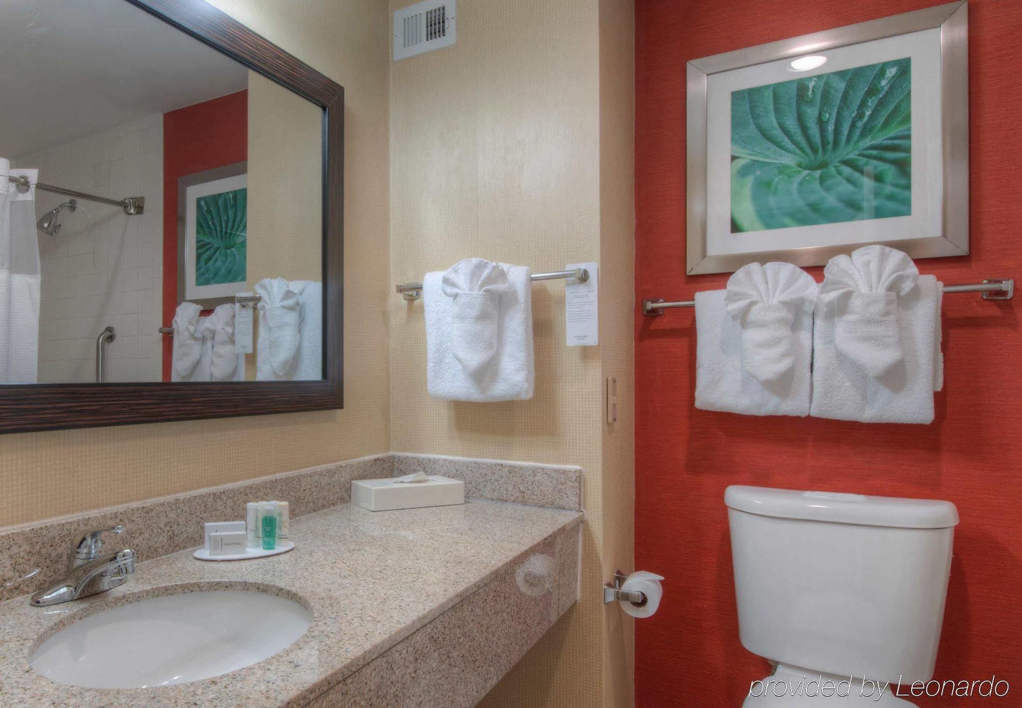 Courtyard Crabtree Valley 3* Raleigh